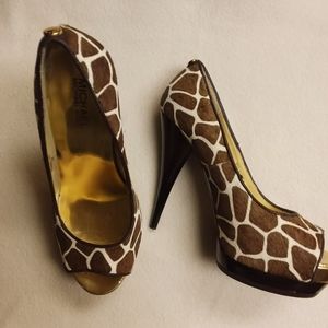 MICHAEL KORS sz 7.5 stiletto giraffe  print BNWOB